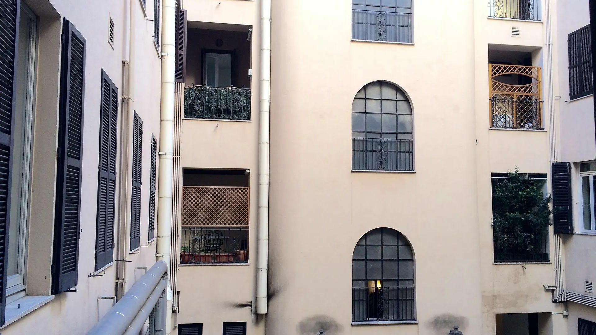 Hotel Ohi Accommodation Rome Italy